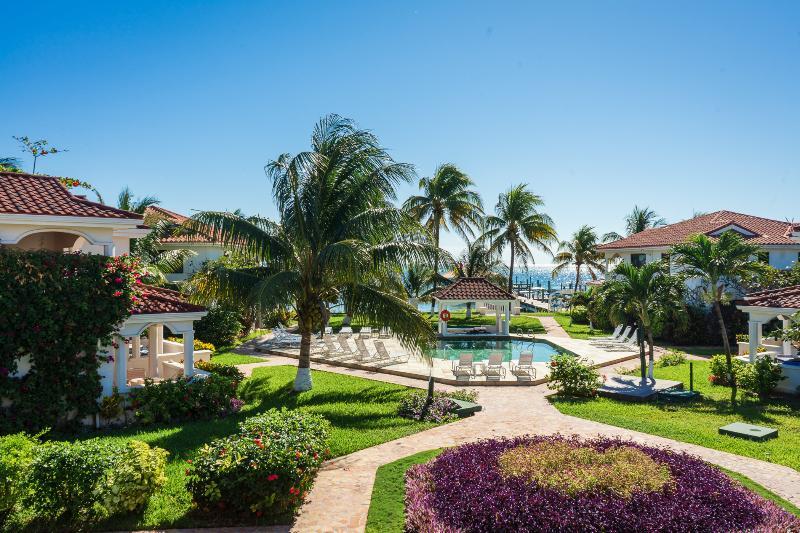 Isla Bonita Yacht Club Hotel San Pedro  Eksteriør billede