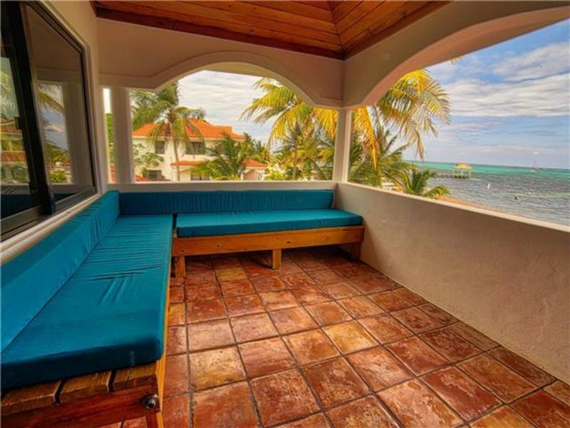 Isla Bonita Yacht Club Hotel San Pedro  Eksteriør billede